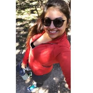 Meet your Posher, Elizabeth